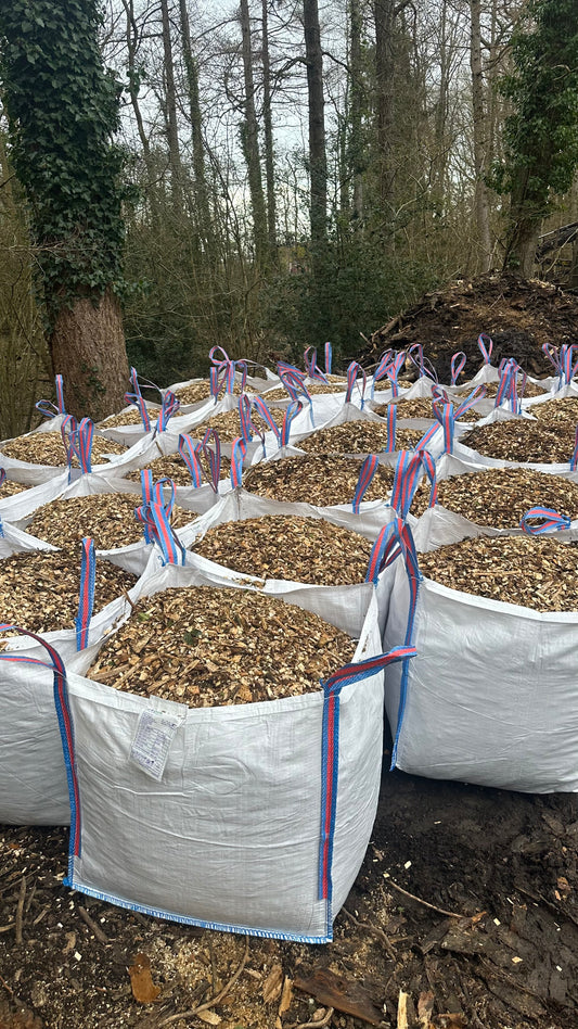 900/1000L bag of hardwood woodchip